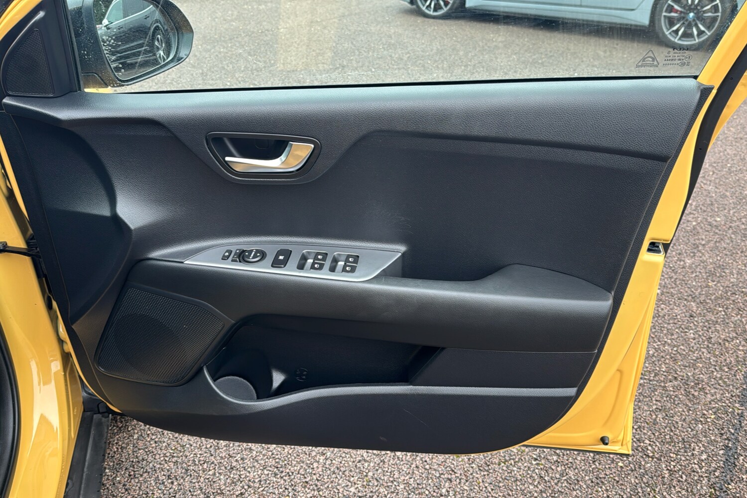 Used Kia Stonic 2024 for sale - 77675240: Photo 43