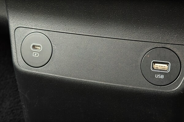 Used Kia EV6 2022 for sale - 76197807: Photo 22