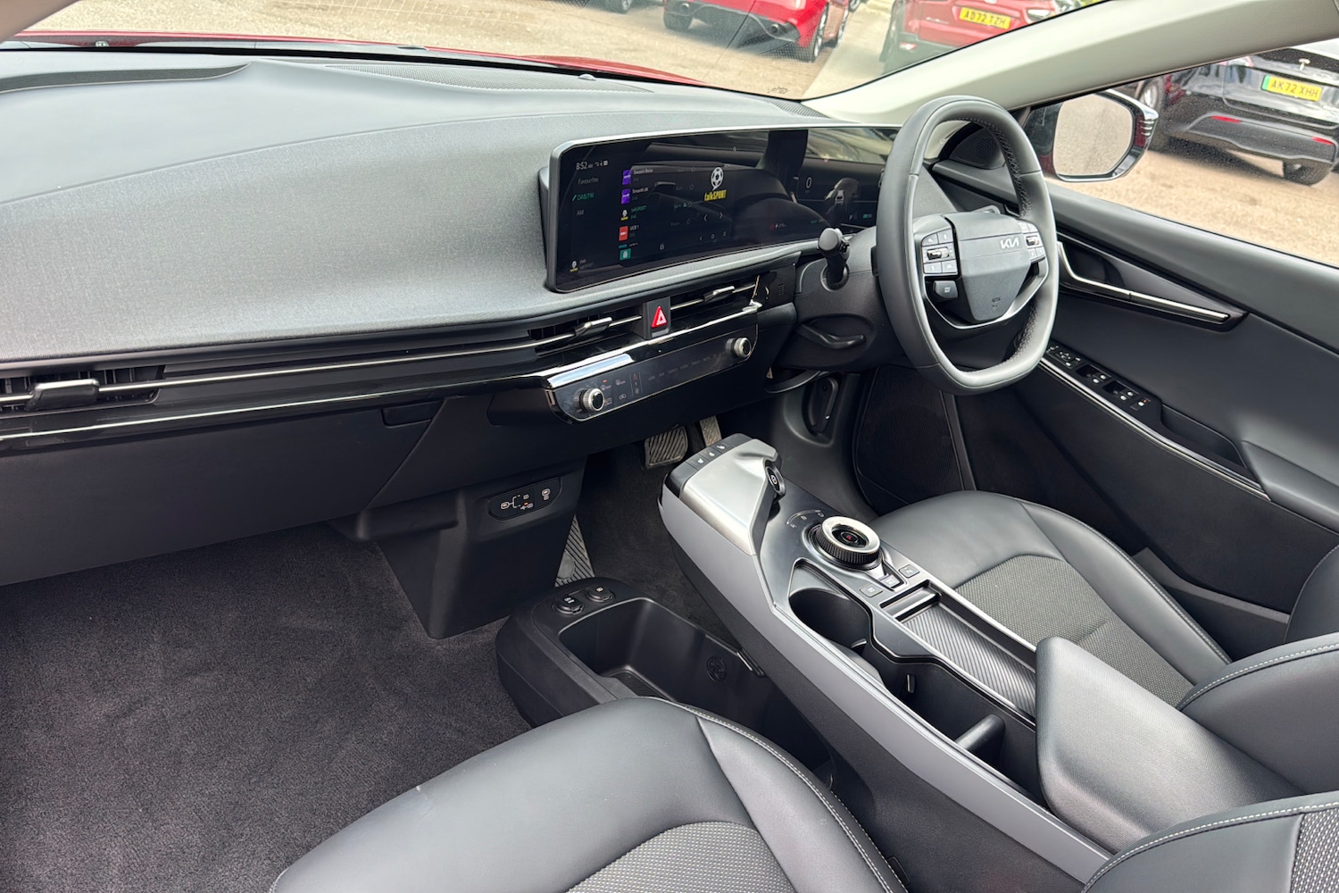 Used Kia EV6 2024 for sale - 77553507: Photo 11