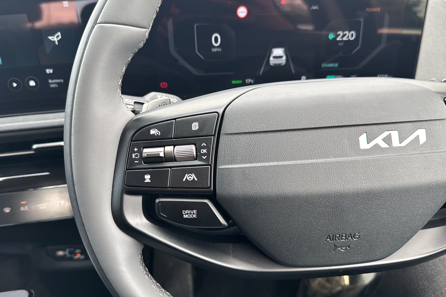 Used Kia EV6 2024 for sale - 77553507: Photo 17