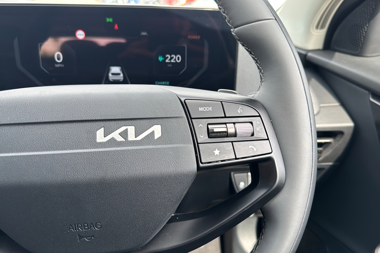 Used Kia EV6 2024 for sale - 77553507: Photo 18