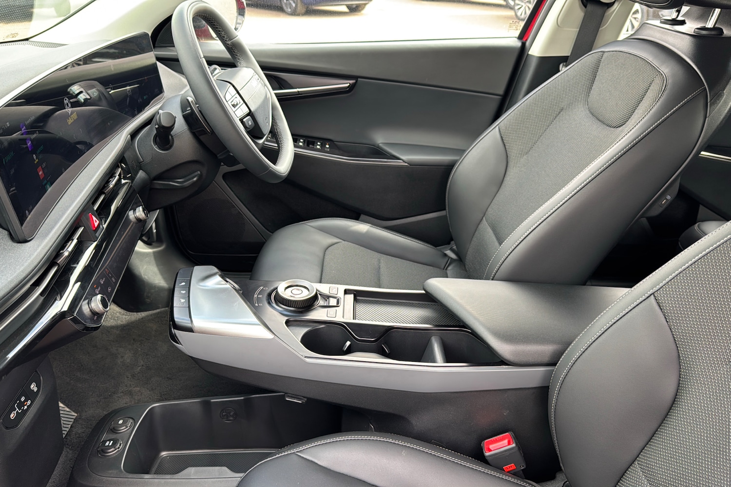 Used Kia EV6 2024 for sale - 77553507: Photo 43