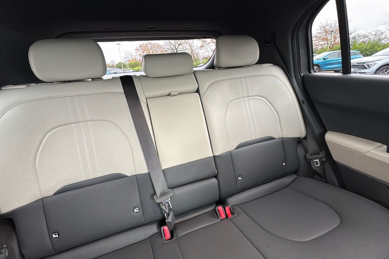 Used Kia EV3 2025 for sale - 76805198: Photo 12