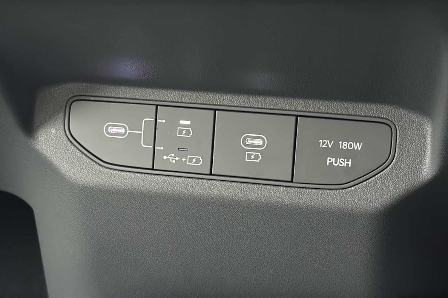 Used Kia EV3 2025 for sale - 76805198: Photo 22