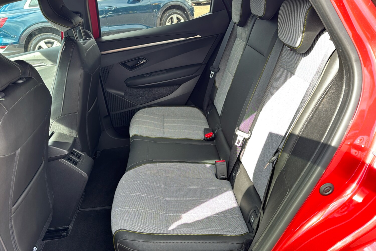 Used Renault Megane E Tech 2023 for sale - 75919341: Photo 40