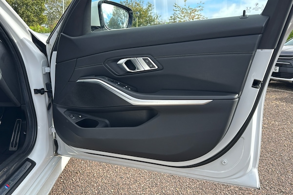 Used BMW 3 Series for sale - 76248922: Photo 42