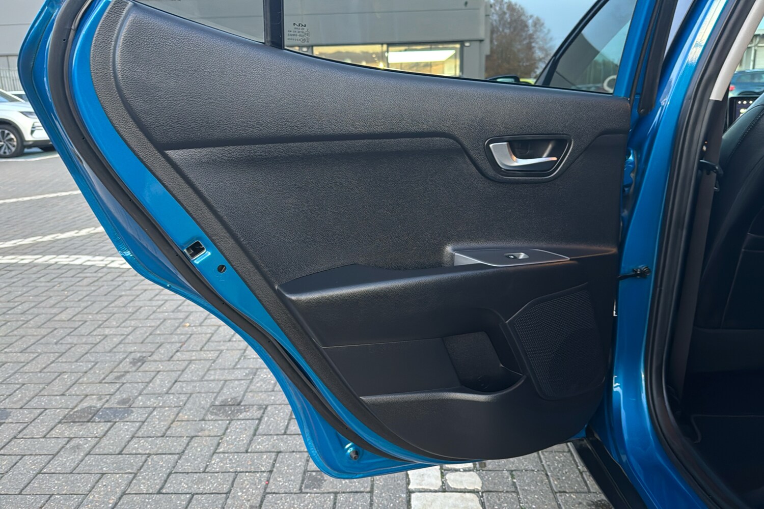 Used Kia Stonic 2022 for sale - 77135248: Photo 36