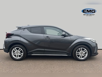 Used Toyota C-HR 2023 for sale - 78024938: Photo