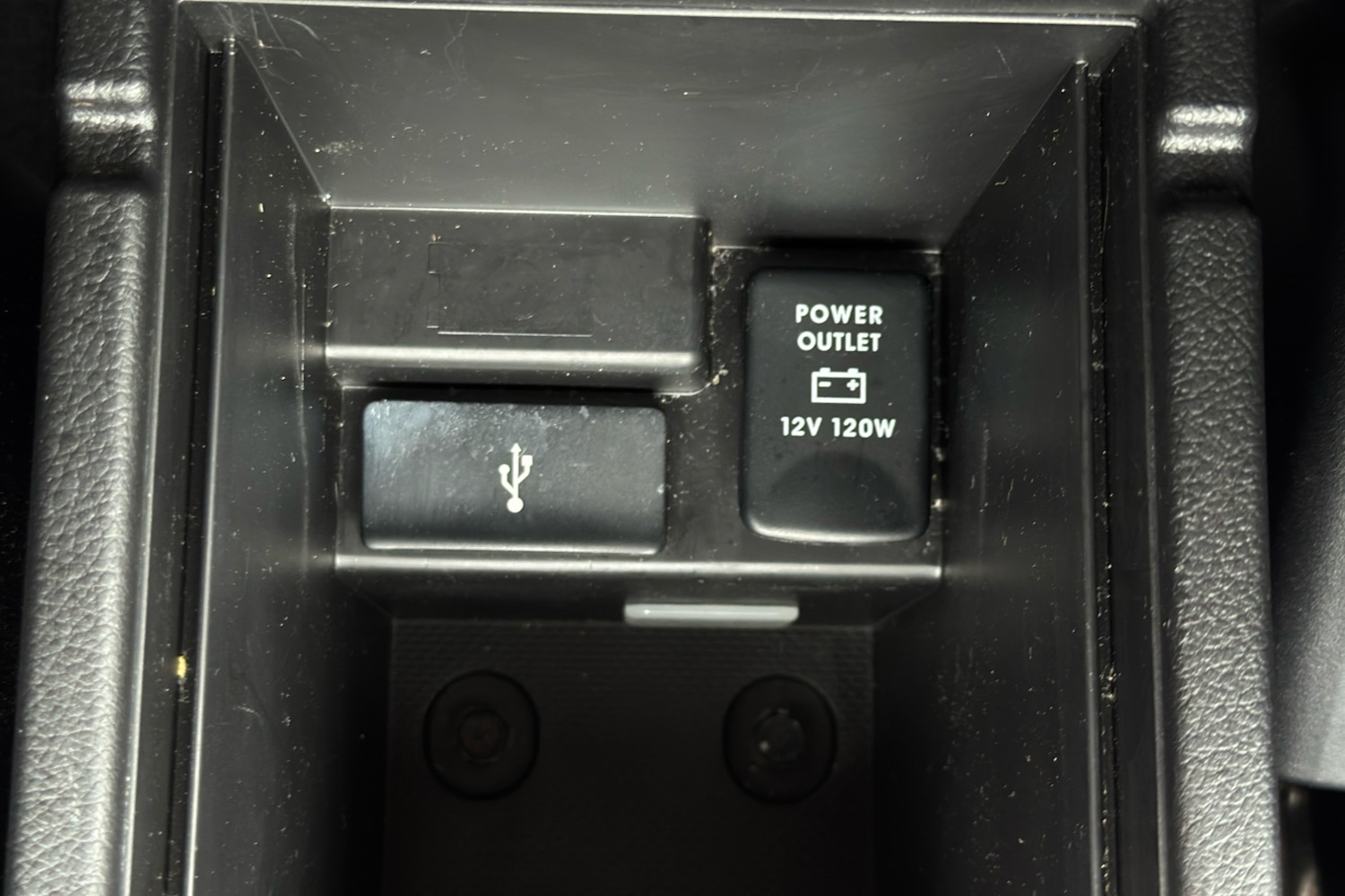 Used Mitsubishi Outlander 2018 for sale - 76373474: Photo 23