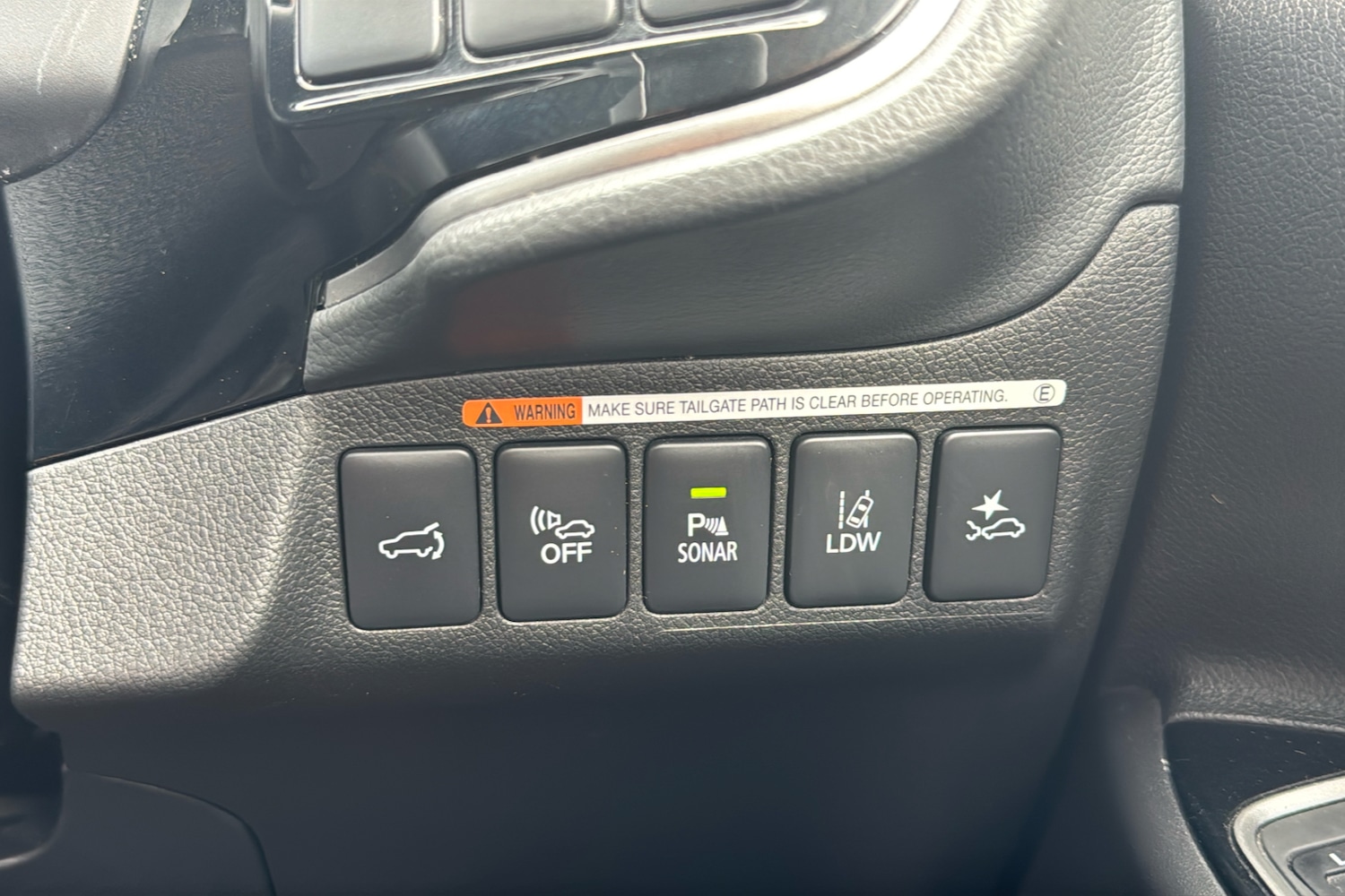 Used Mitsubishi Outlander 2018 for sale - 76373474: Photo 46