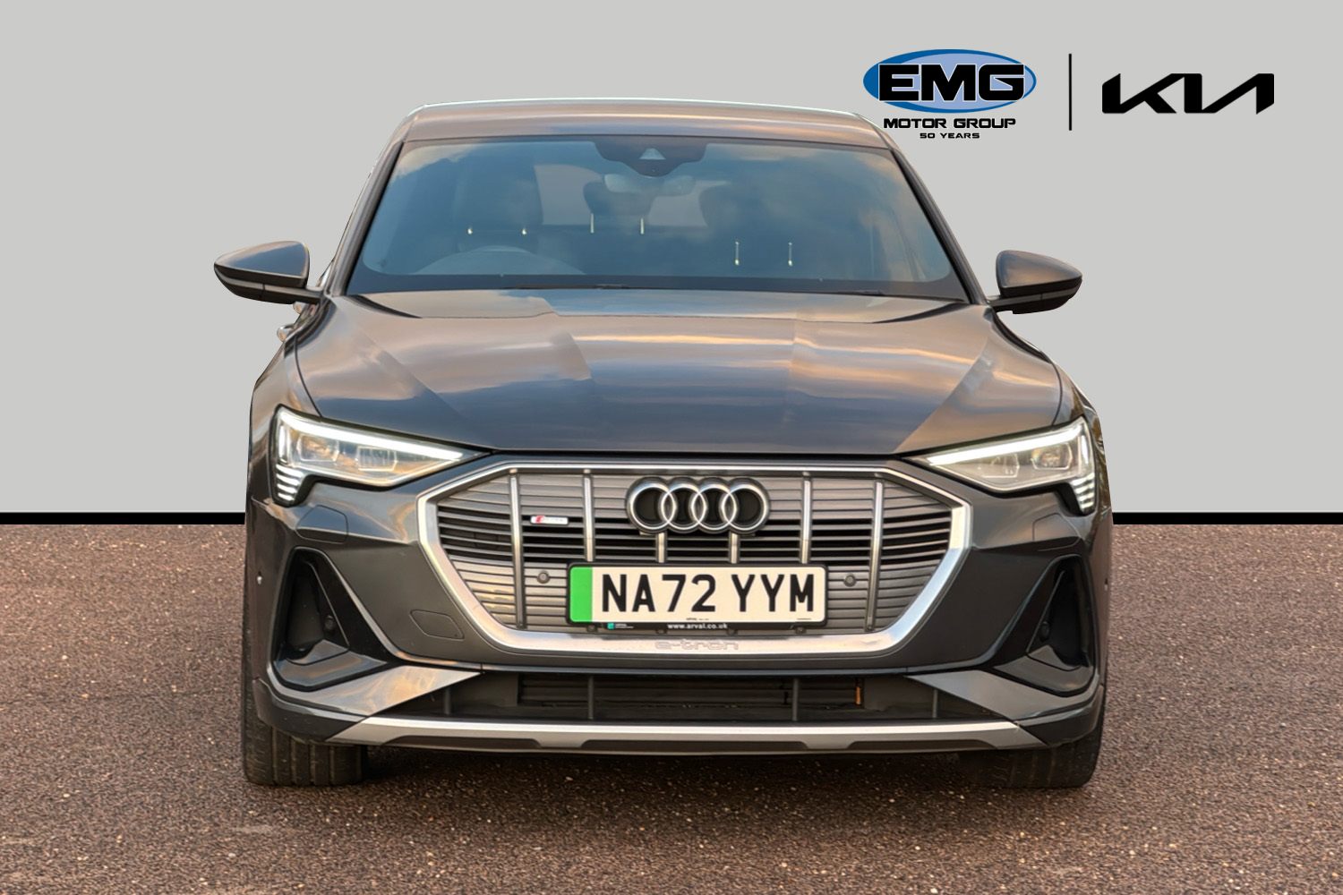 Used Audi e-tron 2022 for sale - 76732608: Photo 2