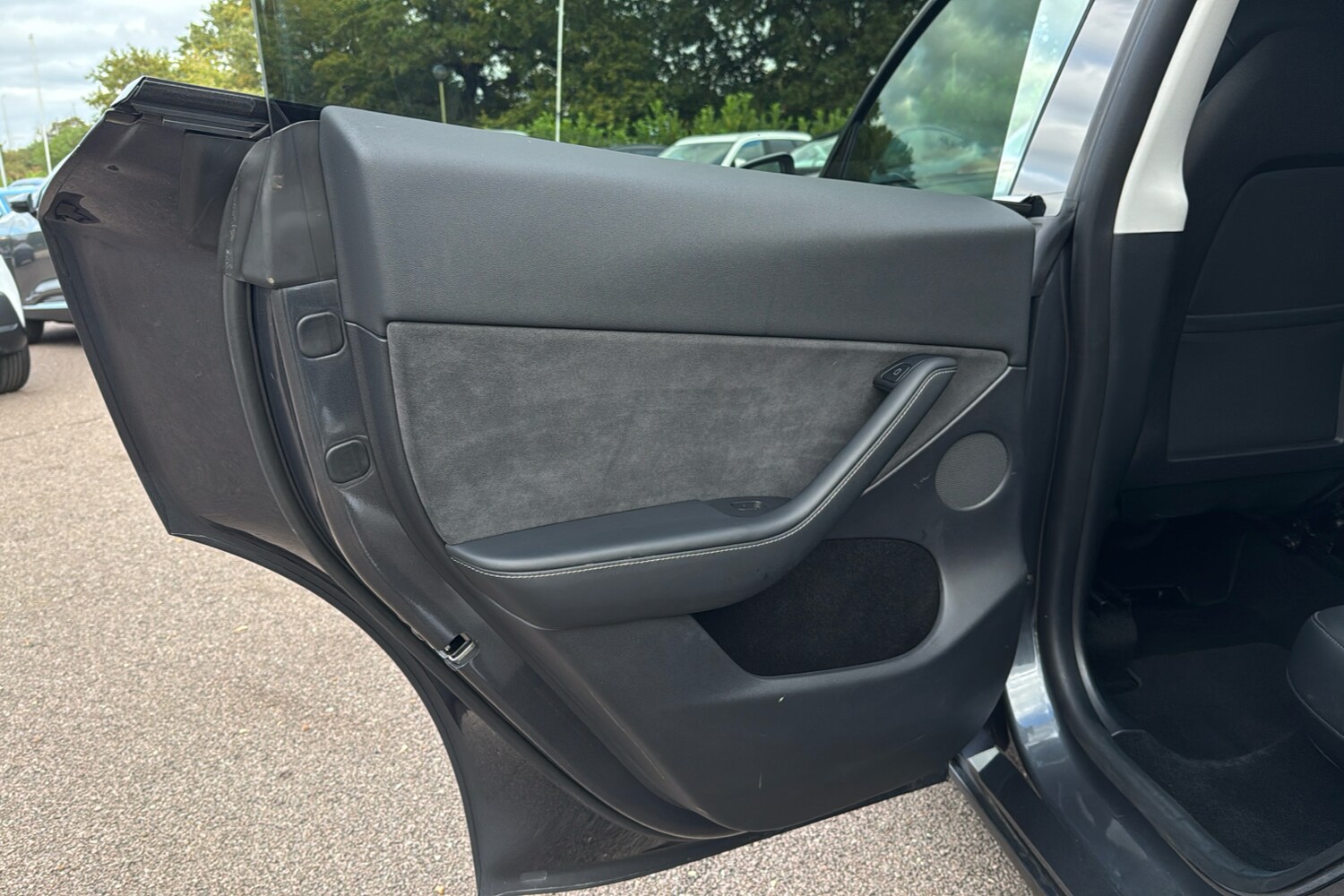 Used Tesla Model Y 2022 for sale - 76169894: Photo 38