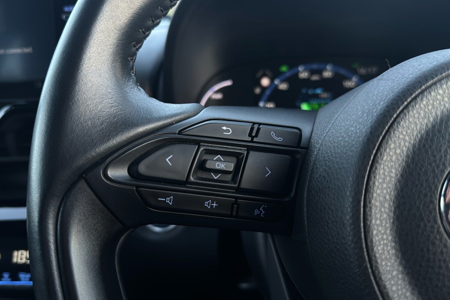 Used Toyota Yaris Cross 2023 for sale - 76436038: Photo 17