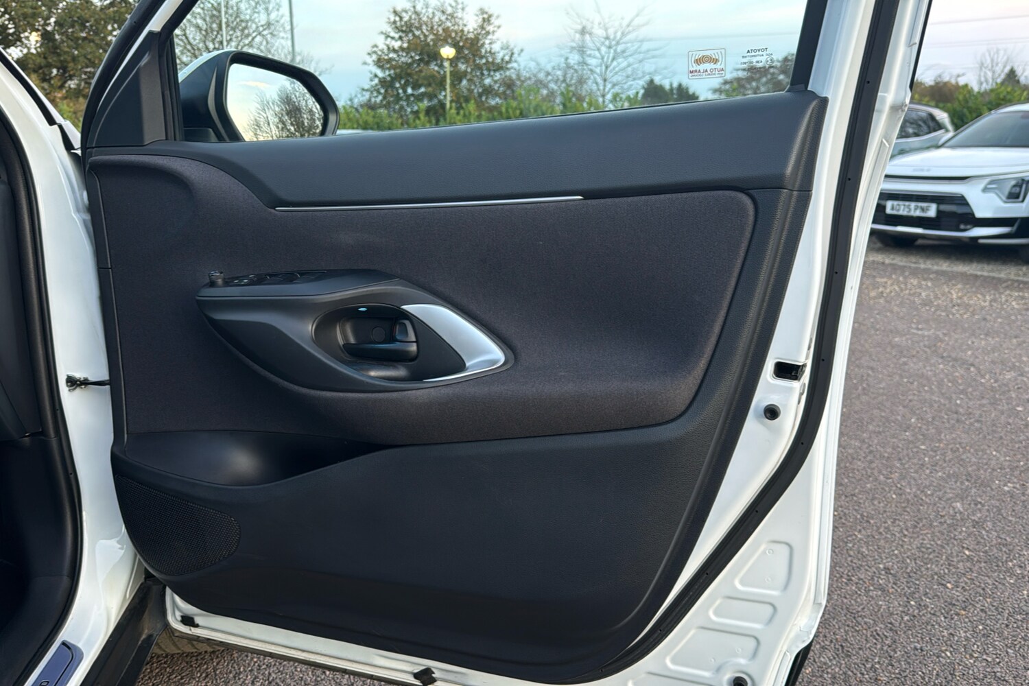 Used Toyota Yaris Cross 2023 for sale - 76436038: Photo 40