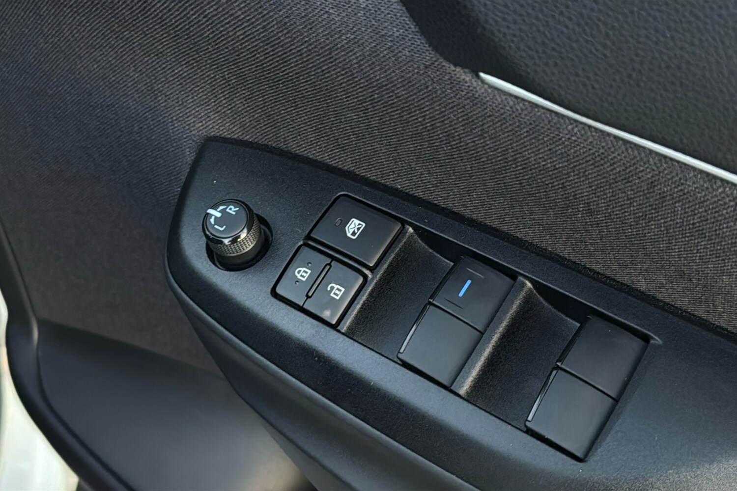 Used Toyota Yaris Cross 2023 for sale - 76436038: Photo 41