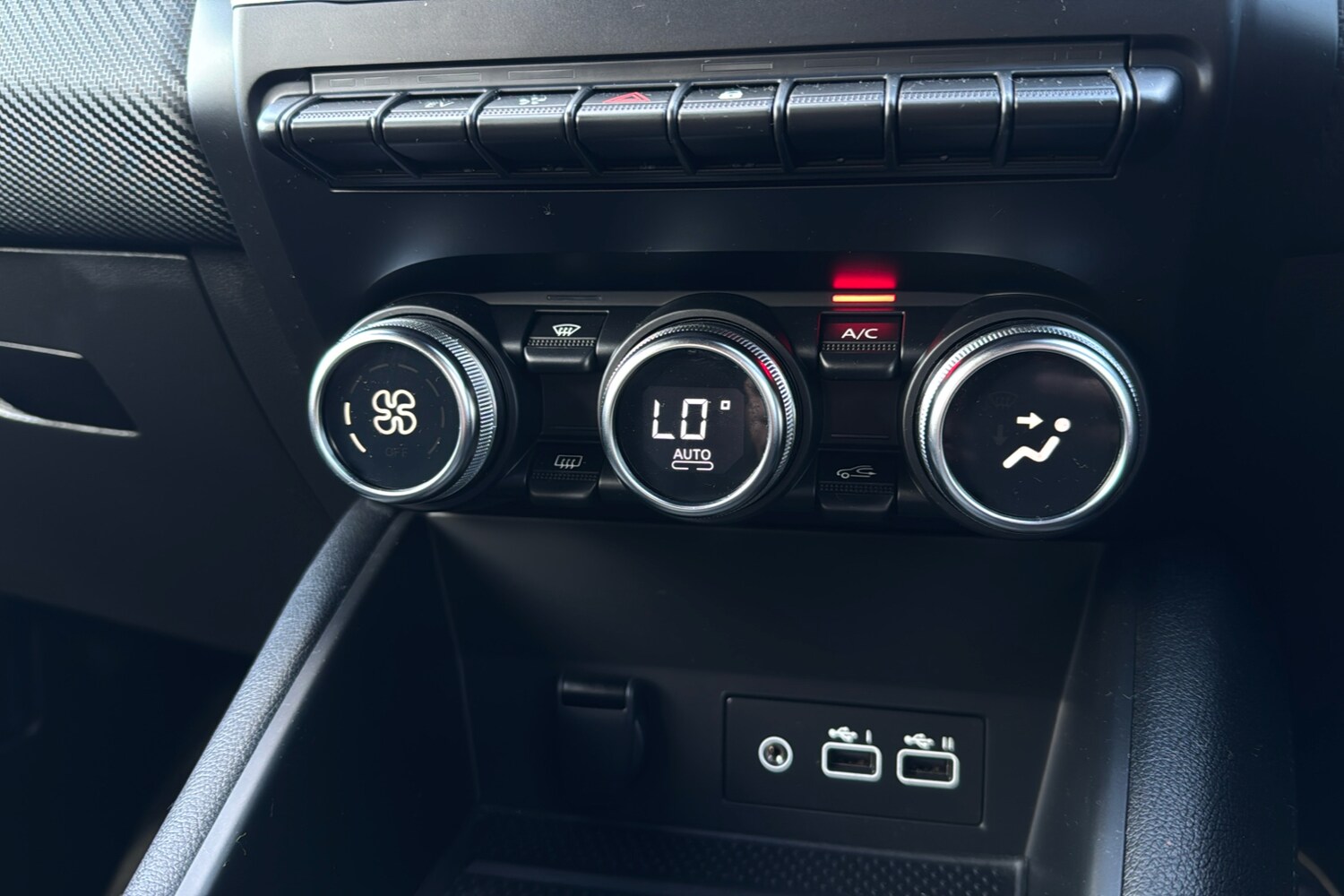 Used Renault Captur 2024 for sale - 75816626: Photo 16