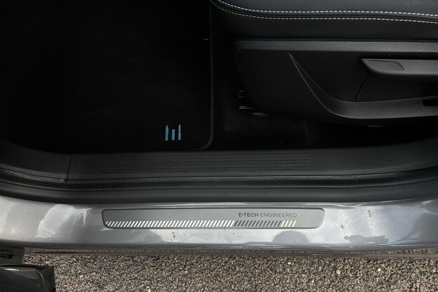 Used Renault Captur 2024 for sale - 75816626: Photo 42