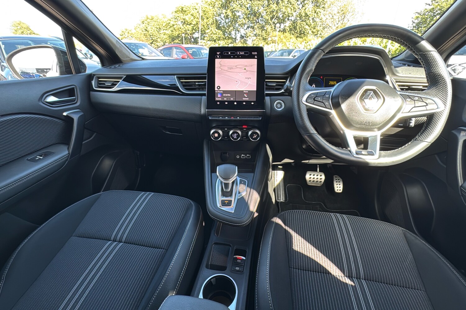 Used Renault Captur 2024 for sale - 75816626: Photo 9