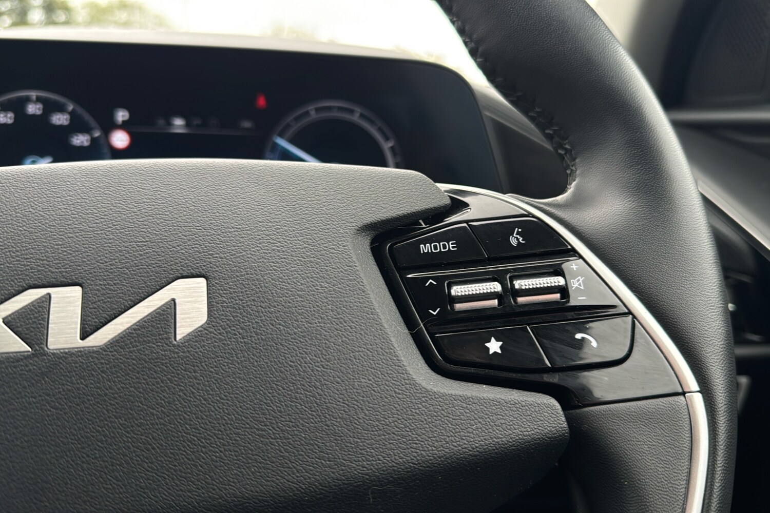 Used Kia Niro 2023 for sale - 76230240: Photo 18