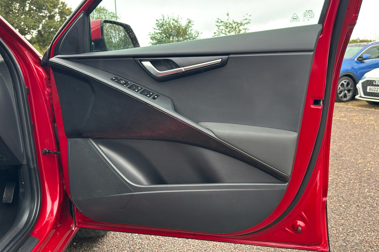 Used Kia Niro 2023 for sale - 76230240: Photo 42