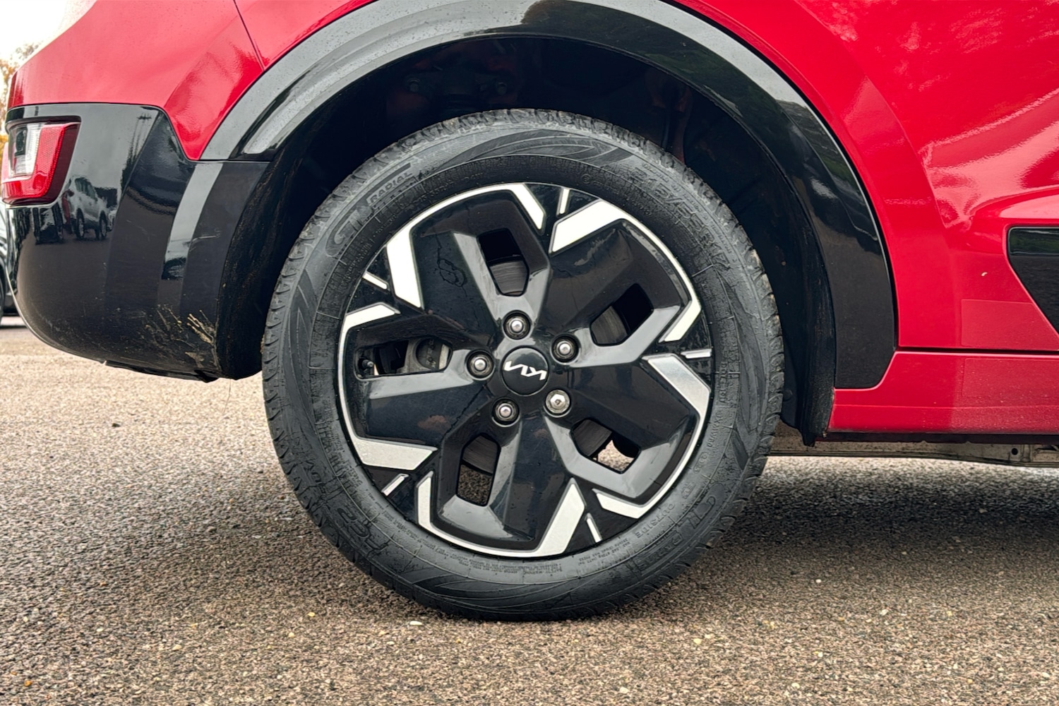 Used Kia Niro 2023 for sale - 76230240: Photo 8