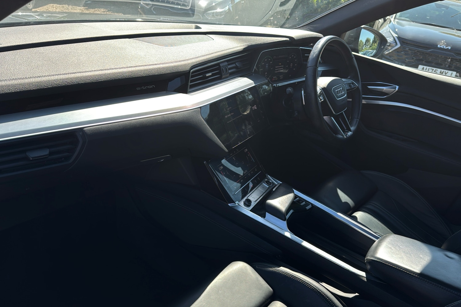 Used Audi e-tron 2022 for sale - 76390863: Photo 11