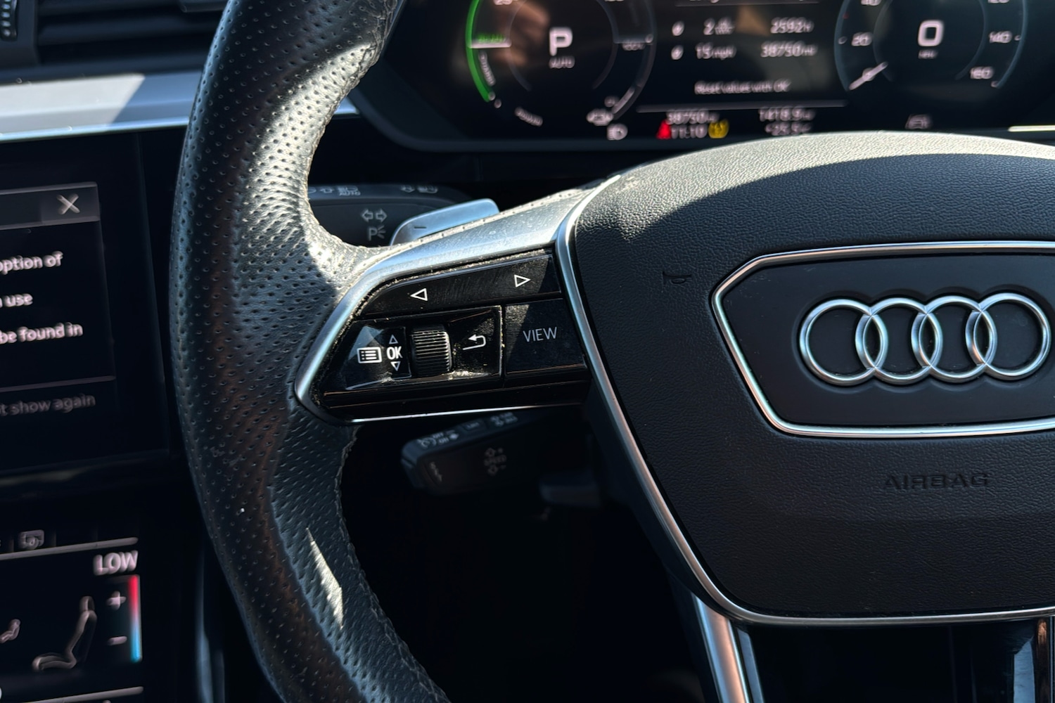 Used Audi e-tron 2022 for sale - 76390863: Photo 17