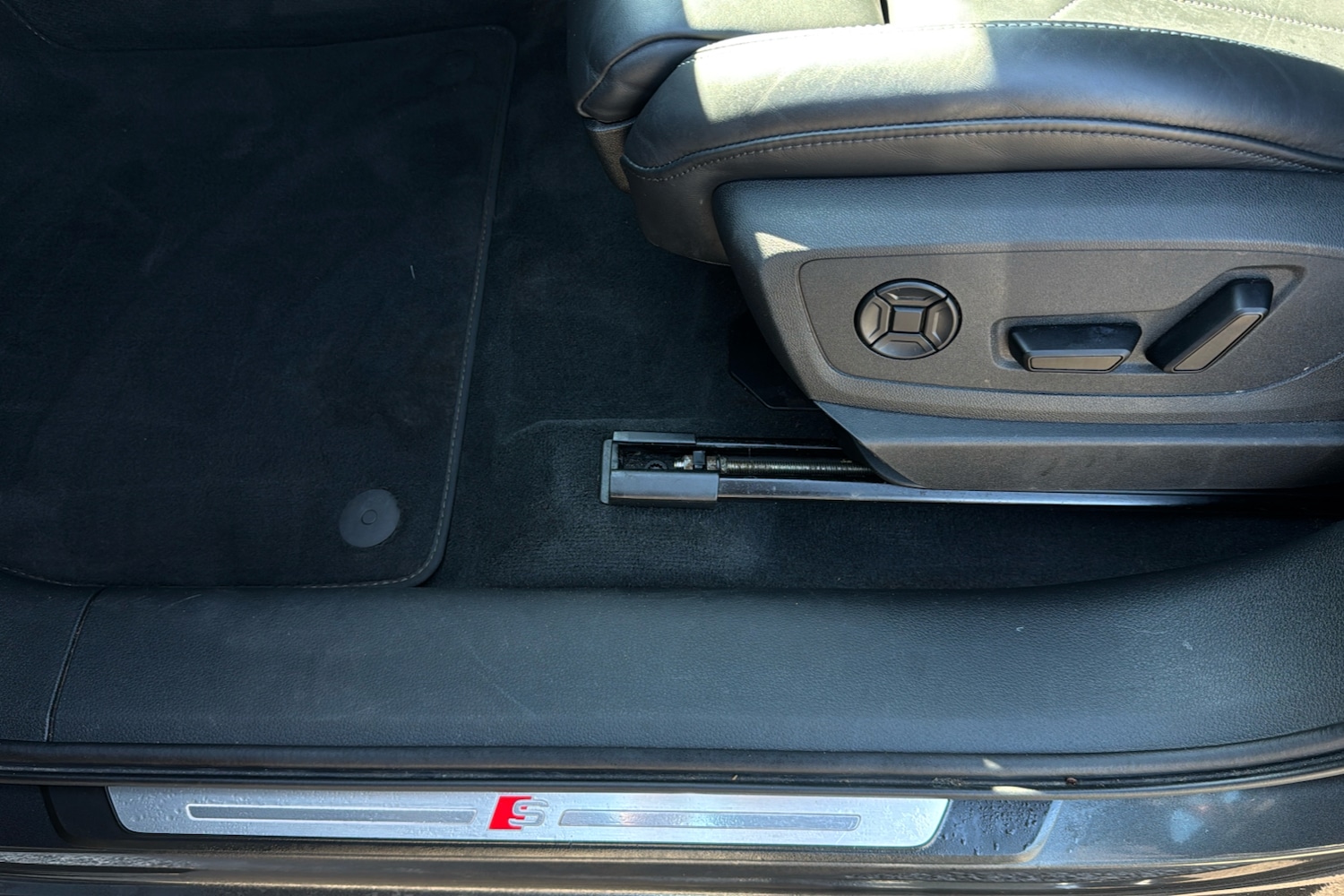 Used Audi e-tron 2022 for sale - 76390863: Photo 43