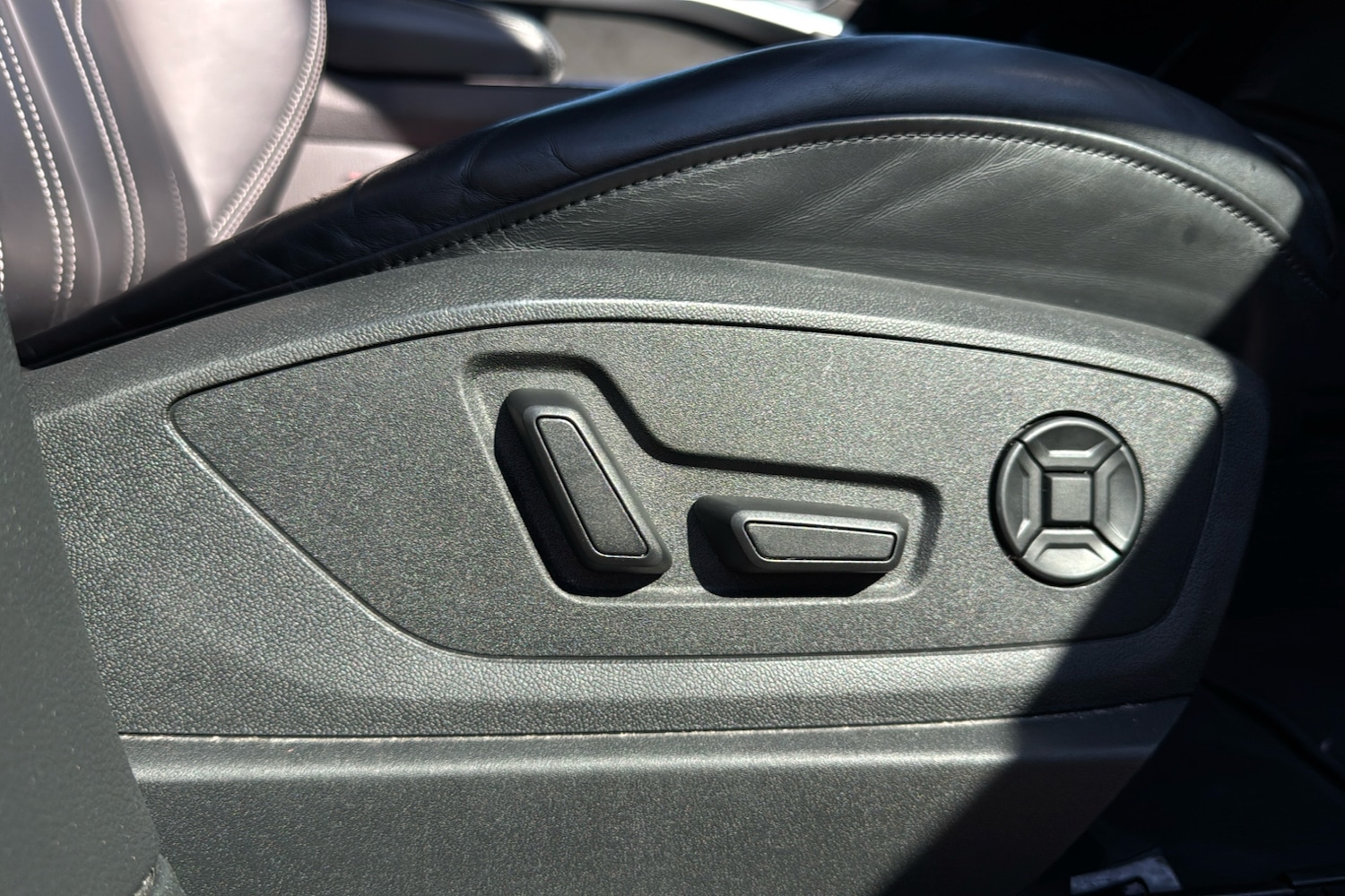 Used Audi e-tron 2022 for sale - 76390863: Photo 48