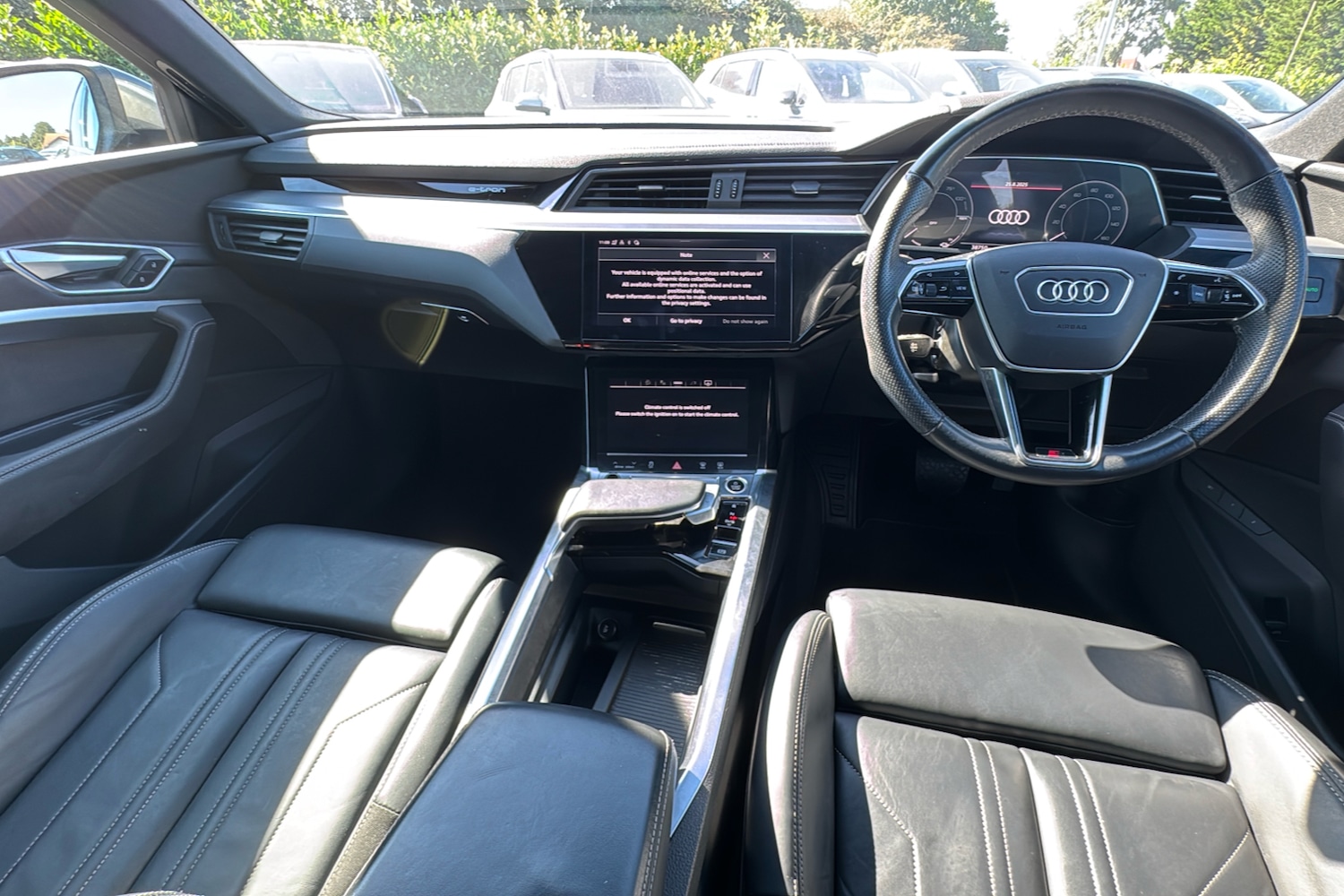 Used Audi e-tron 2022 for sale - 76390863: Photo 9