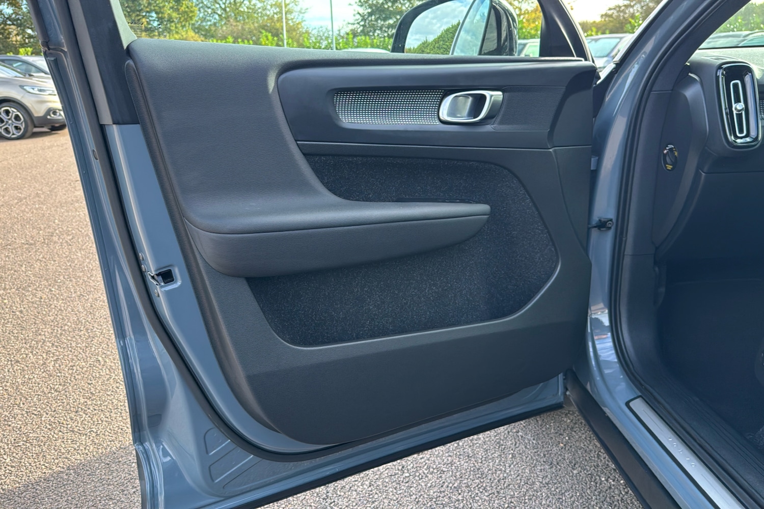 Used Volvo XC40 2020 for sale - 76329046: Photo 37