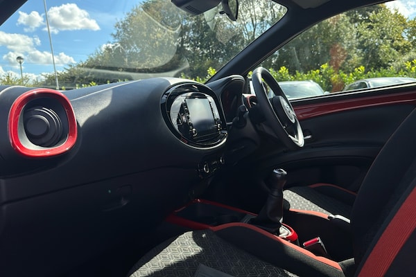 Used Toyota Aygo X 2023 for sale - 75672851: Photo 11