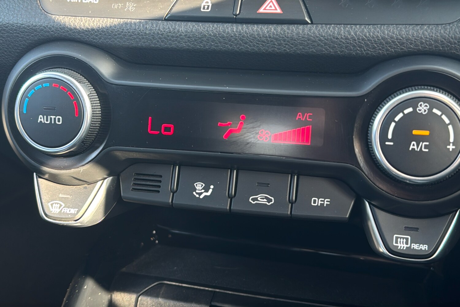 Used Kia Stonic 2020 for sale - 77649489: Photo 16