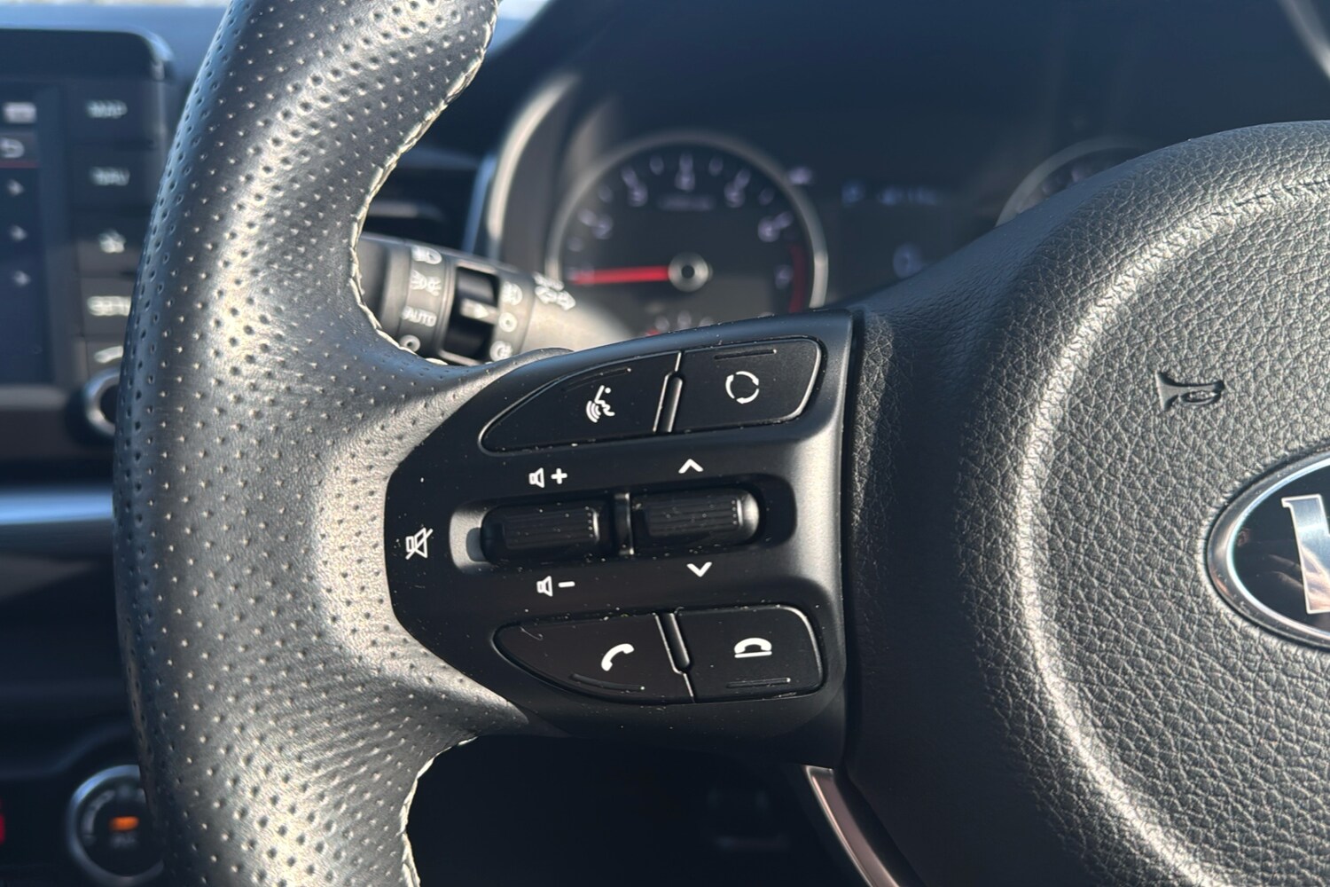 Used Kia Stonic 2020 for sale - 77649489: Photo 17