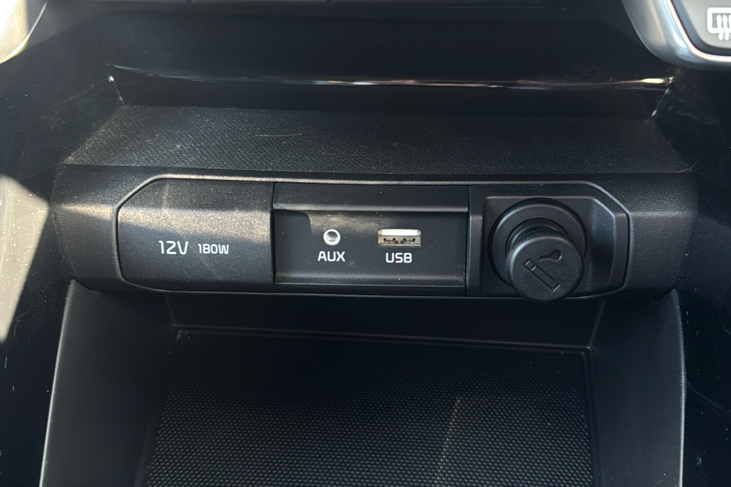 Used Kia Stonic 2020 for sale - 77649489: Photo 22