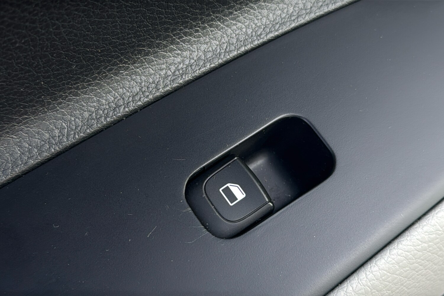 Used Kia Stonic 2020 for sale - 77649489: Photo 36