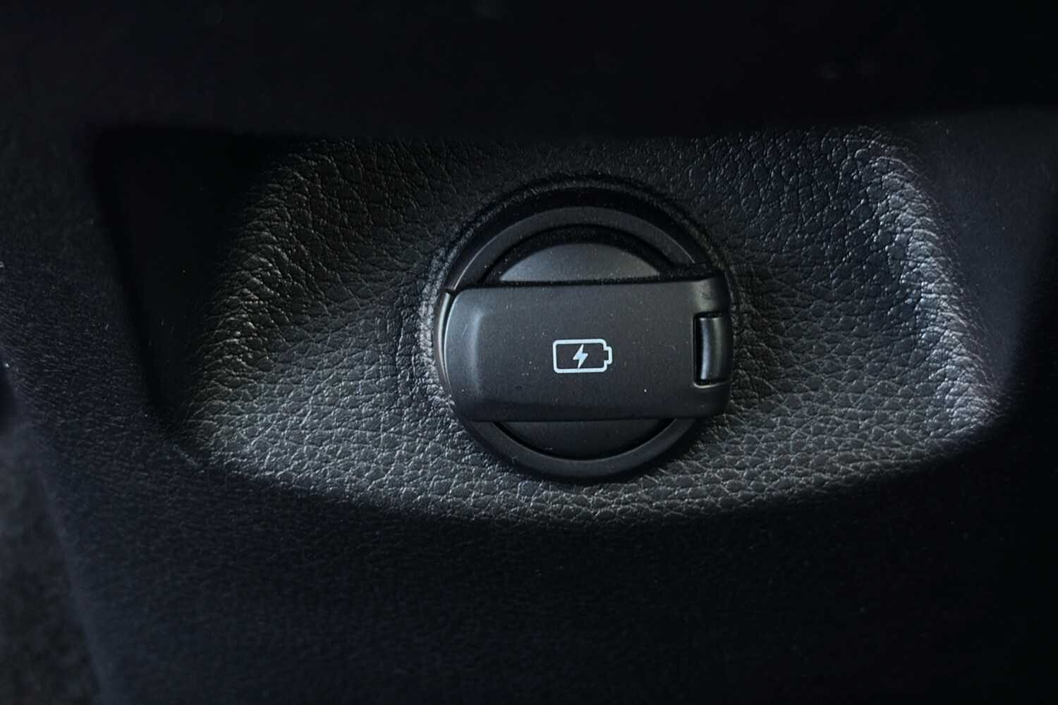 Used Kia Stonic 2020 for sale - 77649489: Photo 41