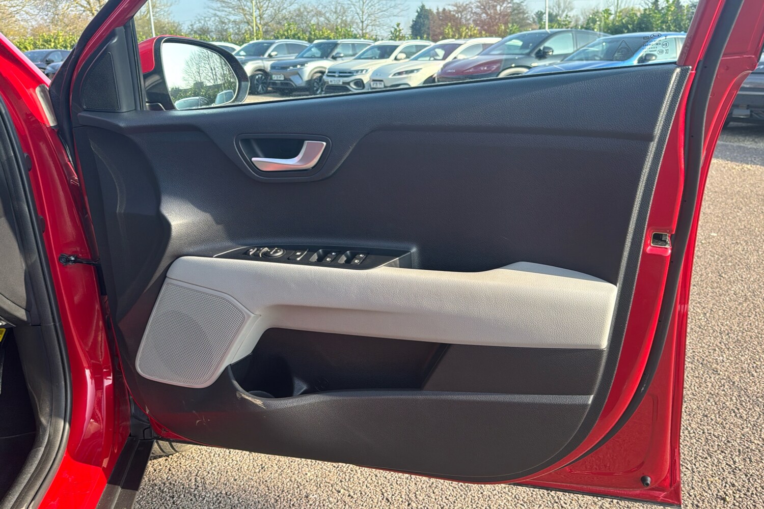 Used Kia Stonic 2020 for sale - 77649489: Photo 42