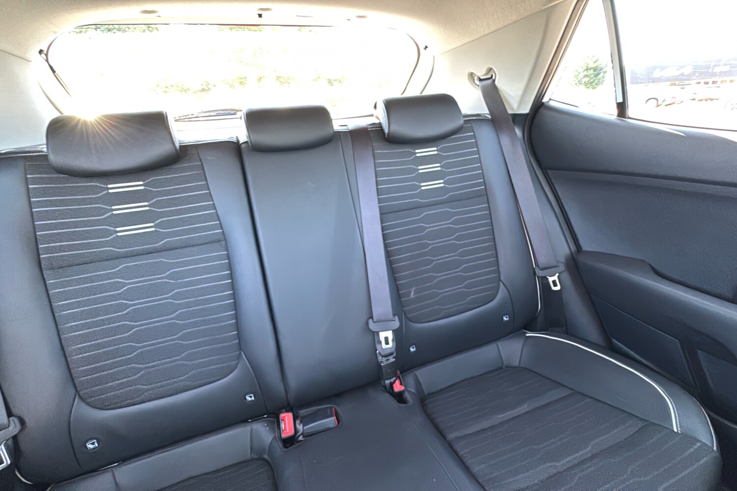 Used Kia Stonic 2023 for sale - 75970093: Photo 12