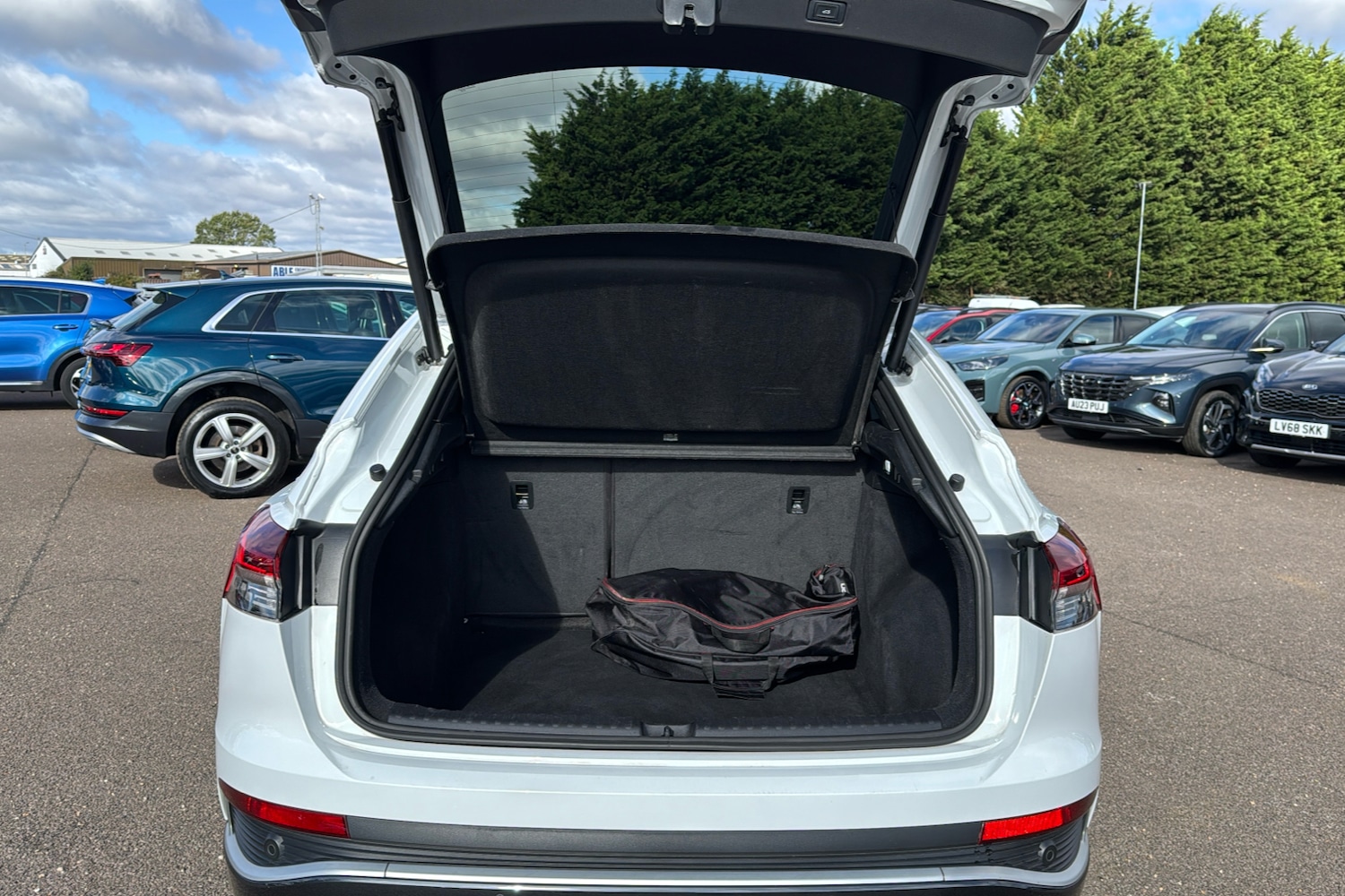 Used Audi Q4 e-tron 2022 for sale - 75902899: Photo 19