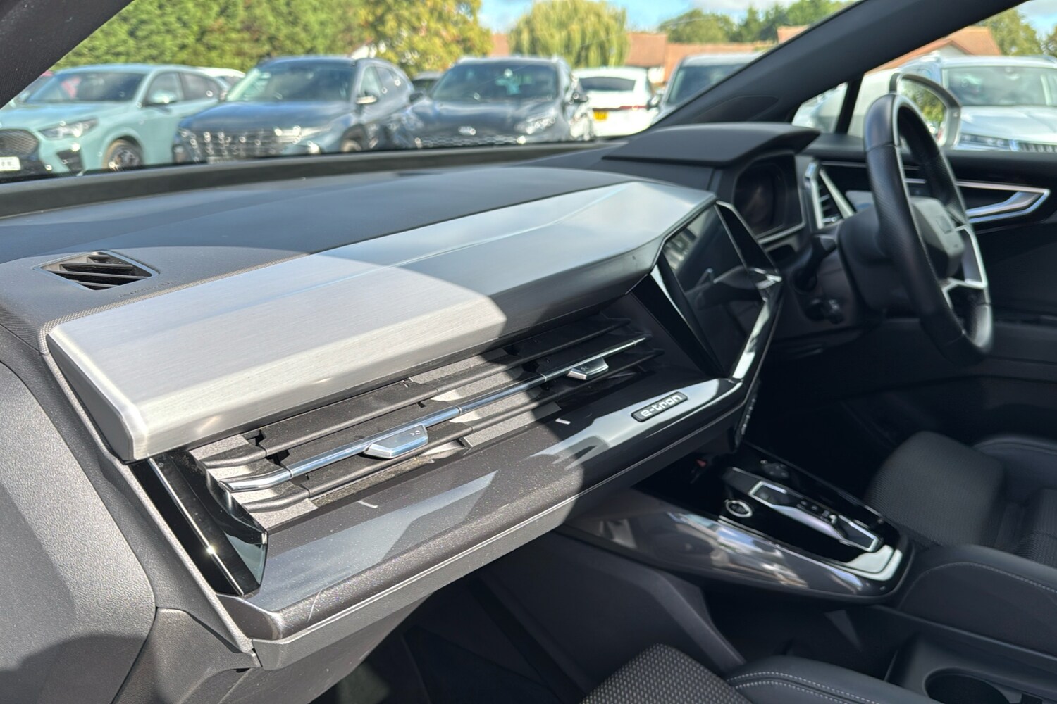 Used Audi Q4 e-tron 2022 for sale - 75902899: Photo 44