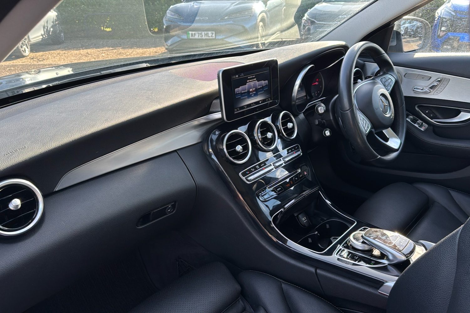 Used Mercedes-Benz C Class 2016 for sale - 76316092: Photo 11