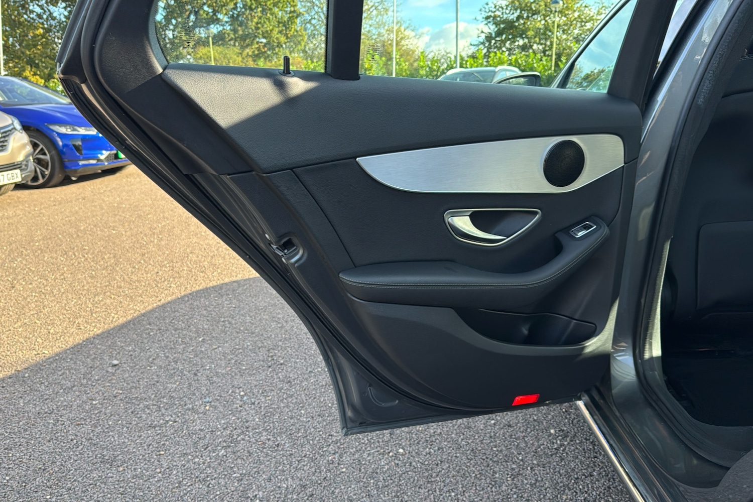 Used Mercedes-Benz C Class 2016 for sale - 76316092: Photo 37