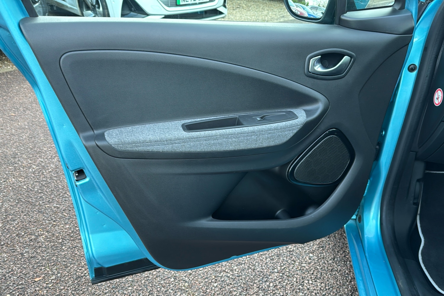 Used Renault Zoe 2021 for sale - 76789785: Photo 40