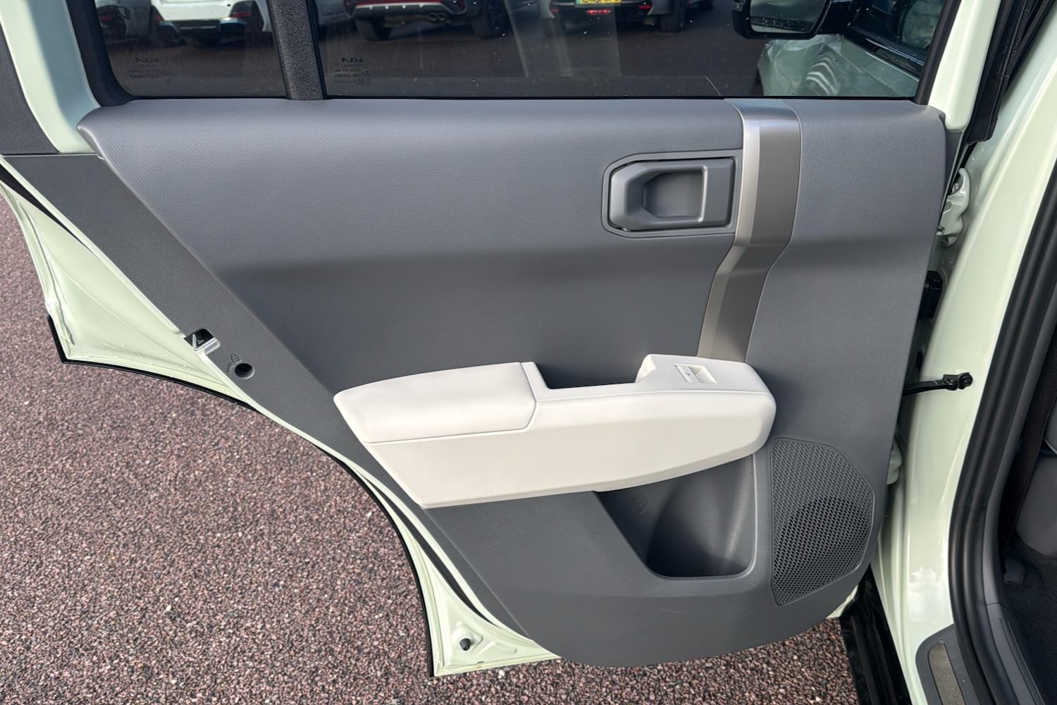 Used Kia EV3 2024 for sale - 77541103: Photo 37