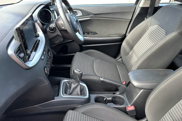 Used Kia XCeed 2022 for sale - 76156001: Photo 42