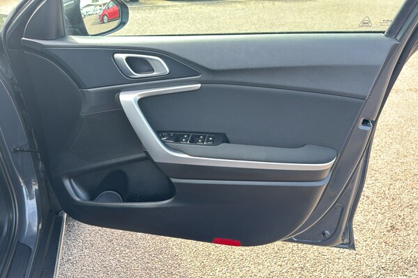 Used Kia XCeed 2022 for sale - 76156001: Photo 43
