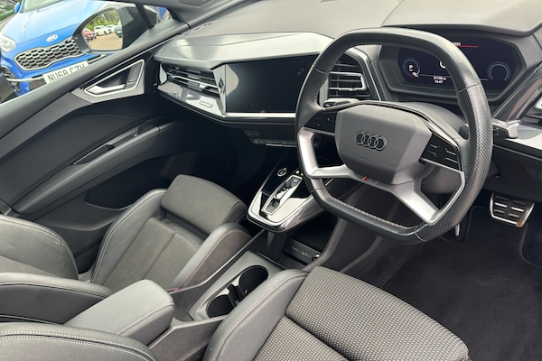 Used Audi Q4 e-tron 2021 for sale - 76219552: Photo 10
