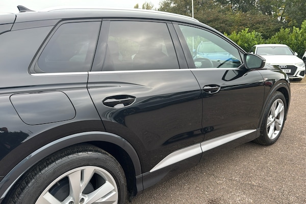 Used Audi Q4 e-tron 2021 for sale - 76219552: Photo 32