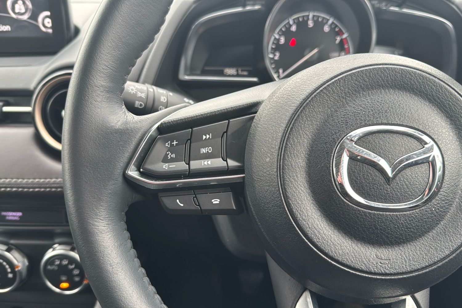 Used Mazda Mazda2 2019 for sale - 76905896: Photo 17